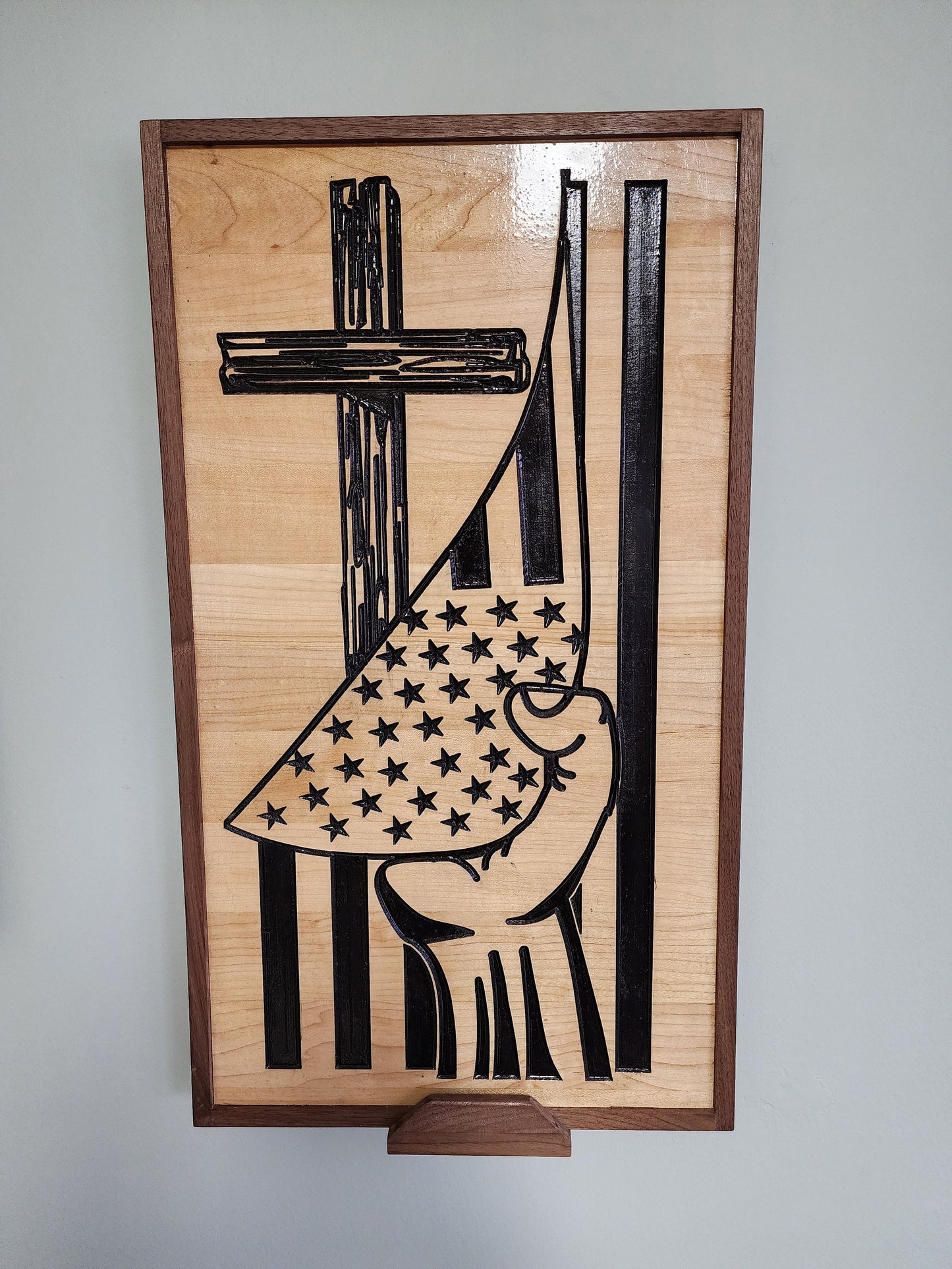 Wooden American Flag Cross Sign, Patriotic Wall Art, Veteran Gift